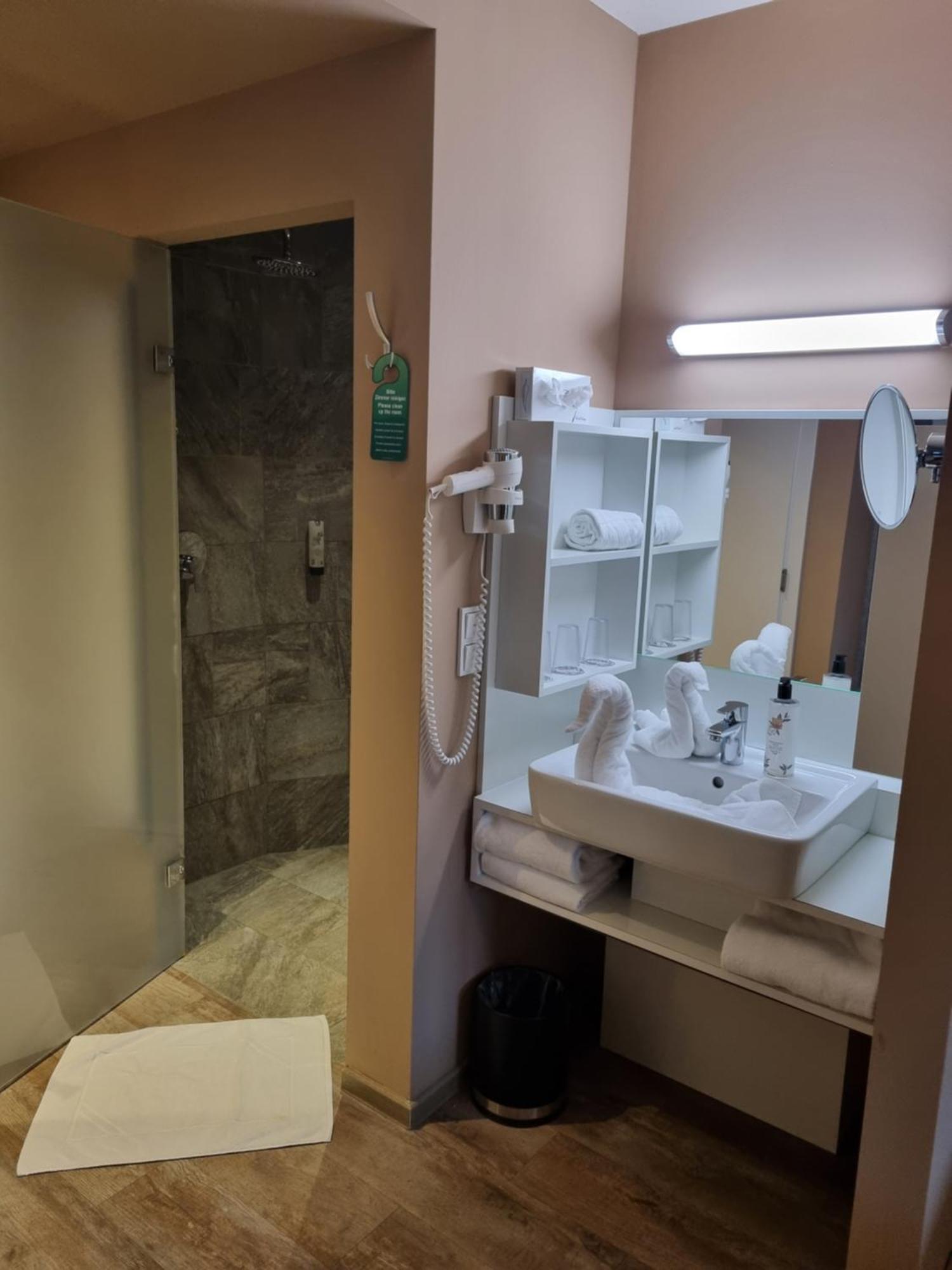 Cubo Sport & Art Hotel Sankt Johann in Tirol Exterior foto